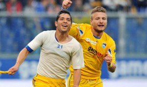 Gianluca Caprari e Ciro Immobile, esultano dopo il gol che significa serie A